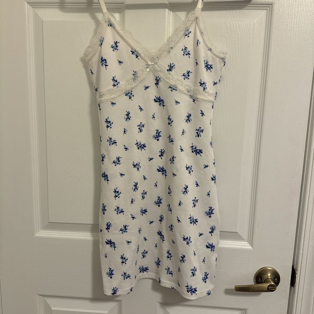 H&M Floral Lace-Trimmed Dress